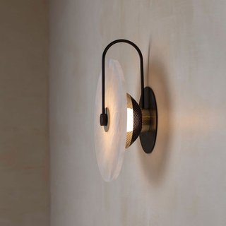 Настенный светильник FLAMP